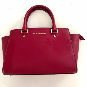 MICHAEL KORS•Selma burgundy red saffiano leather crossbody handbag satchel EUC